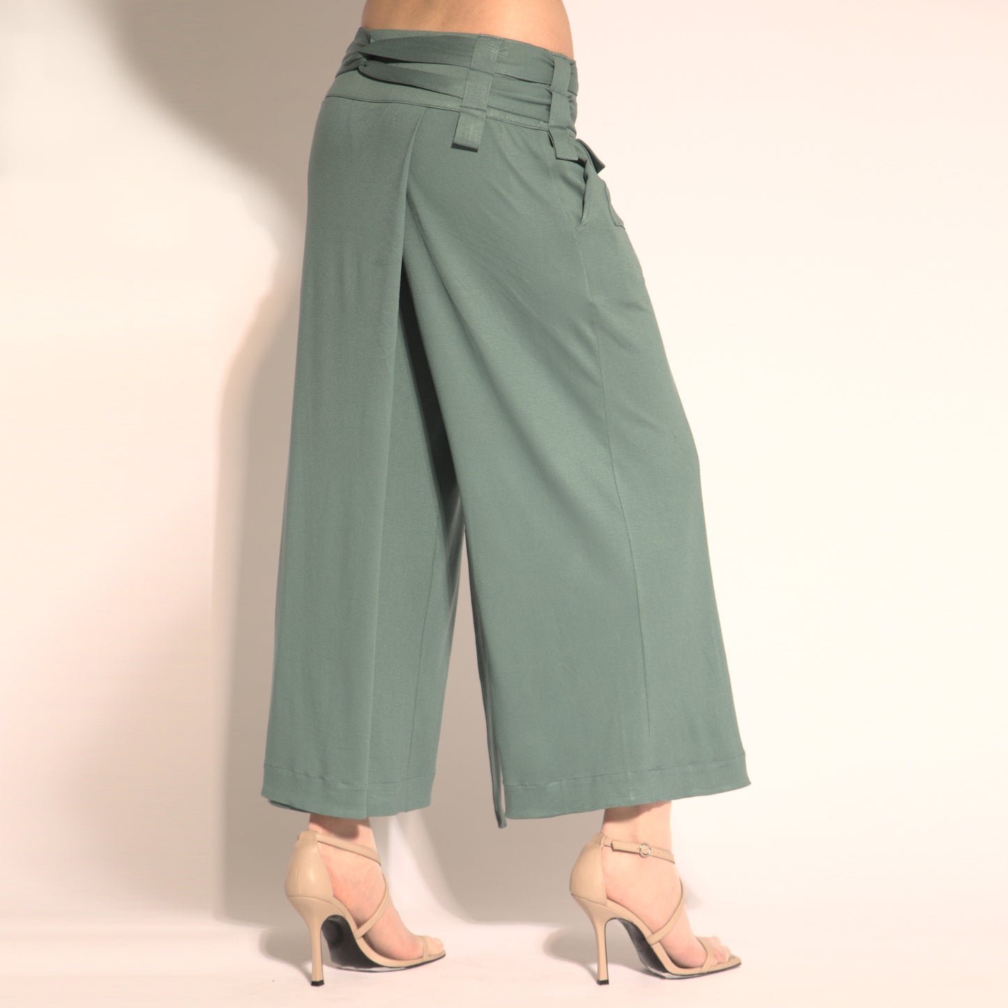 Aurora - Skirt-pants with with belt and buckle