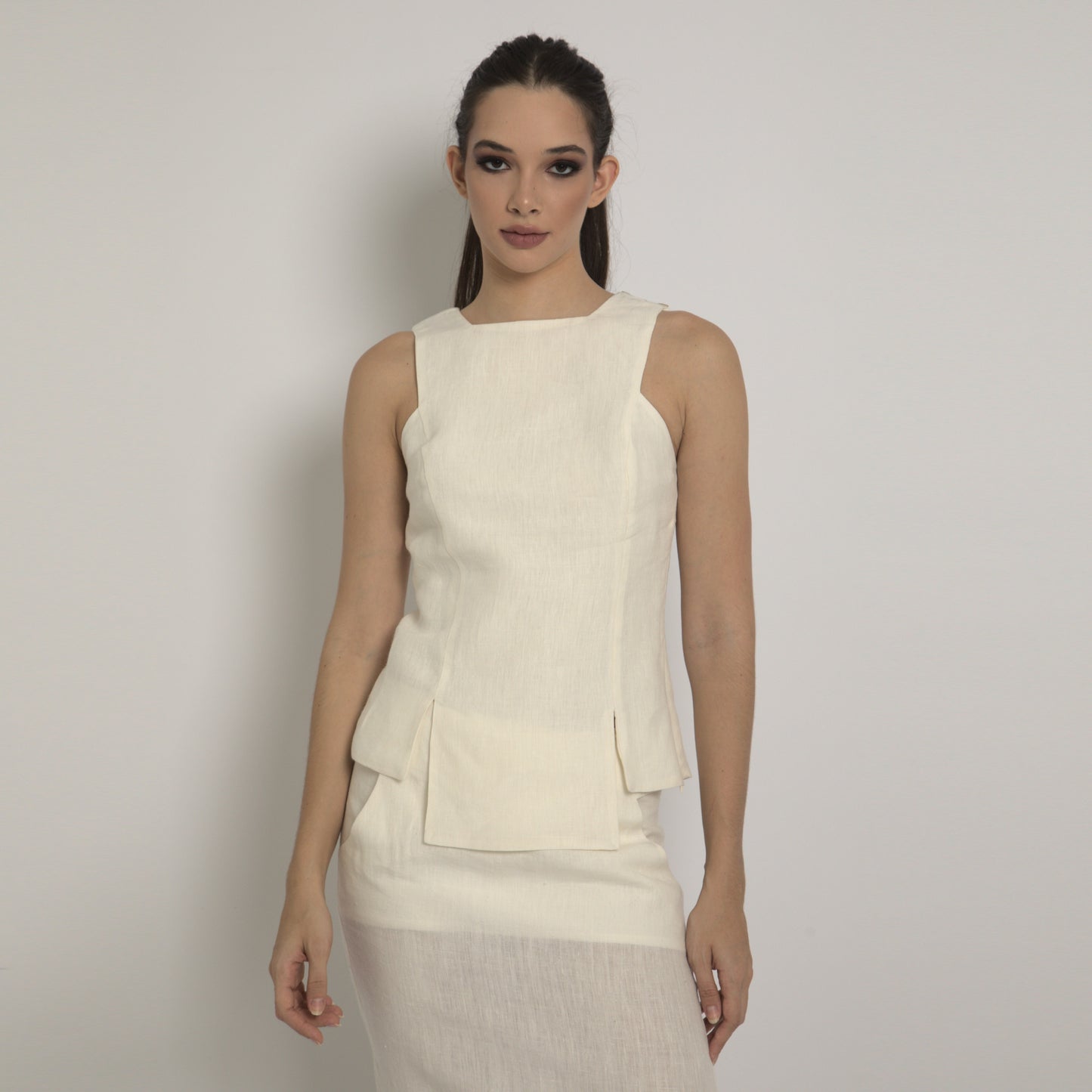 Callas - Fitted blouse in pure linen