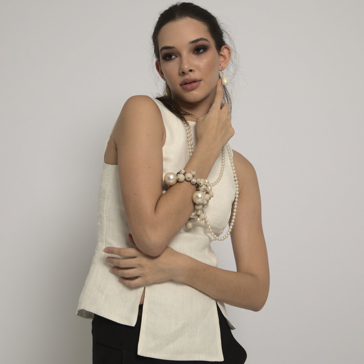 Callas - Fitted blouse in pure linen