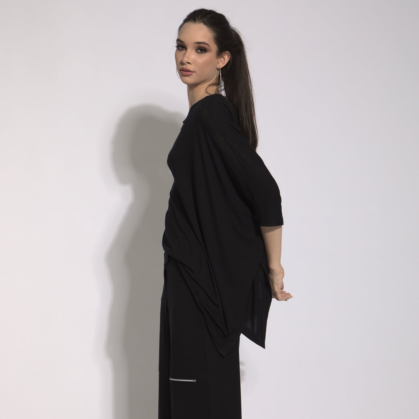 Naomi - Asymmetrical blouse