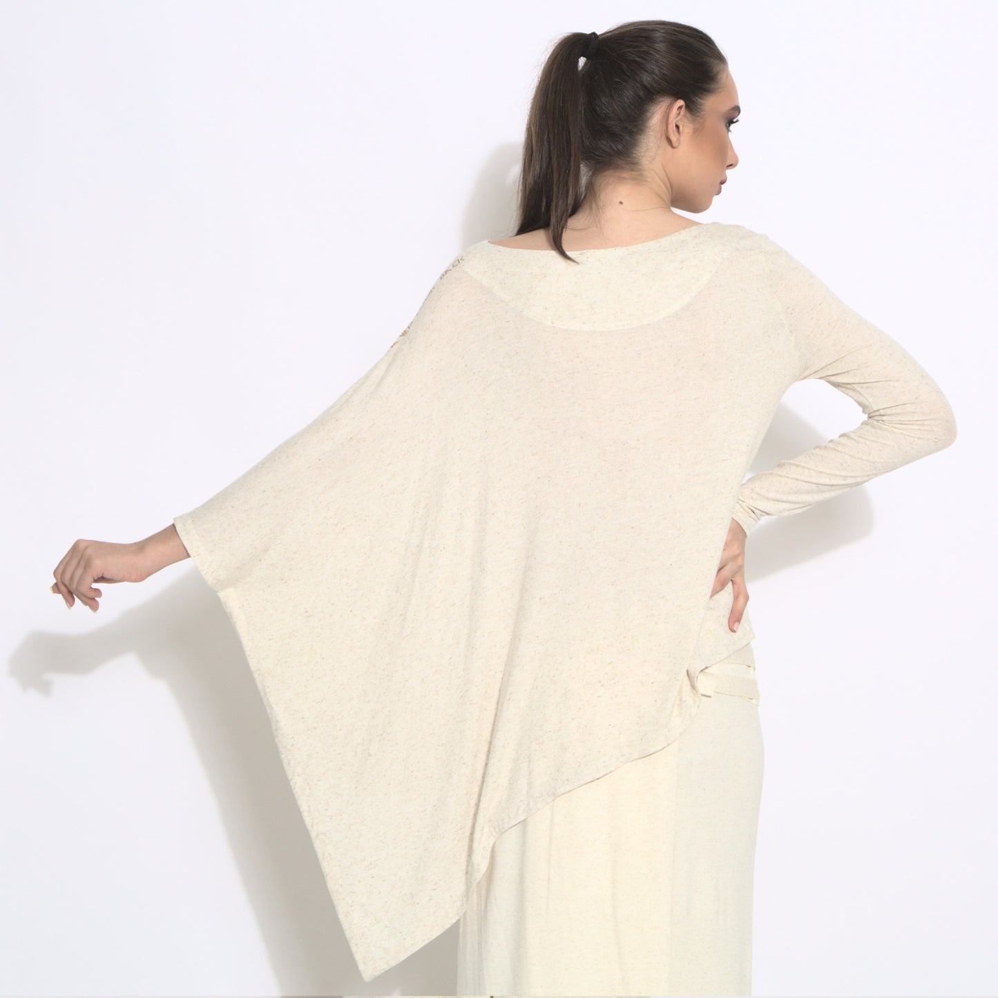 Naomi - Asymmetrical blouse