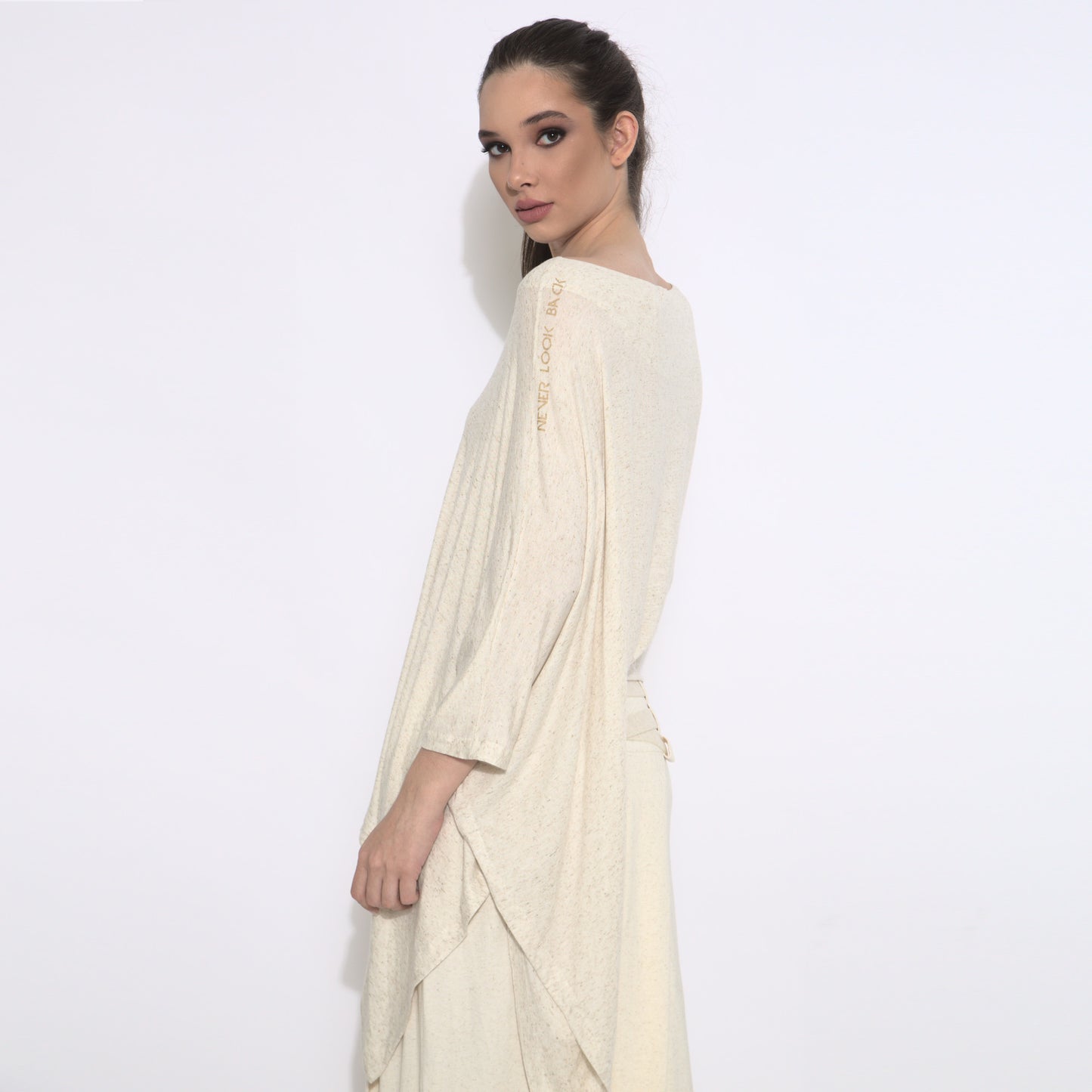 Naomi - Asymmetrical blouse