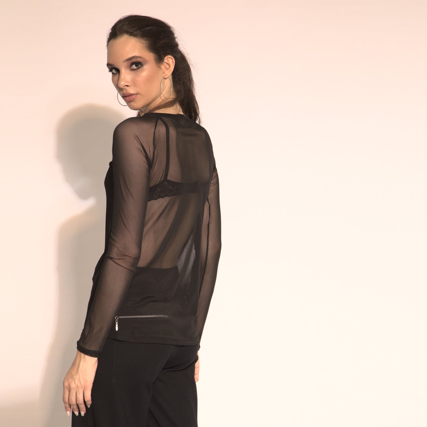 Long sleeve "second skin" top