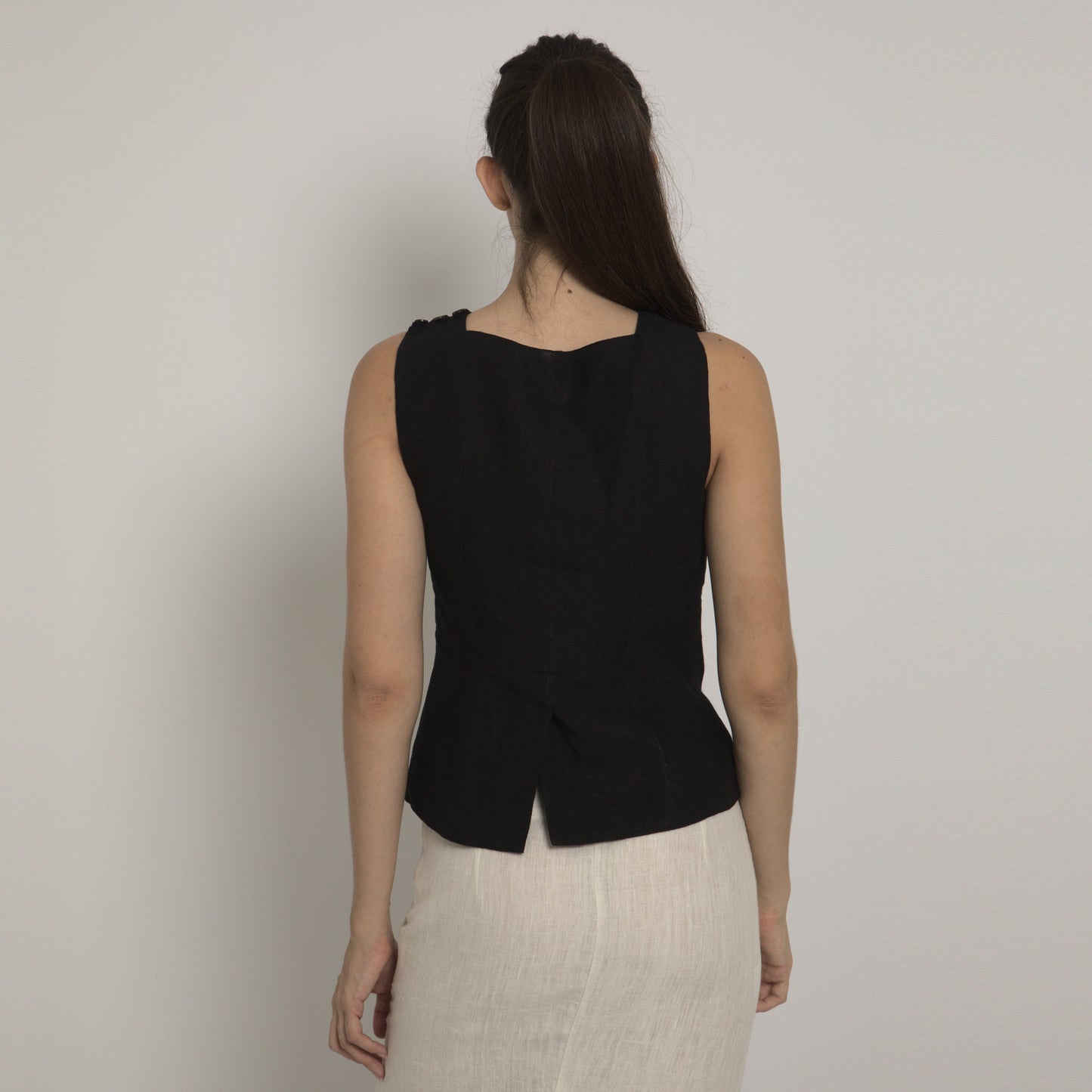 Callas - Fitted blouse in pure linen