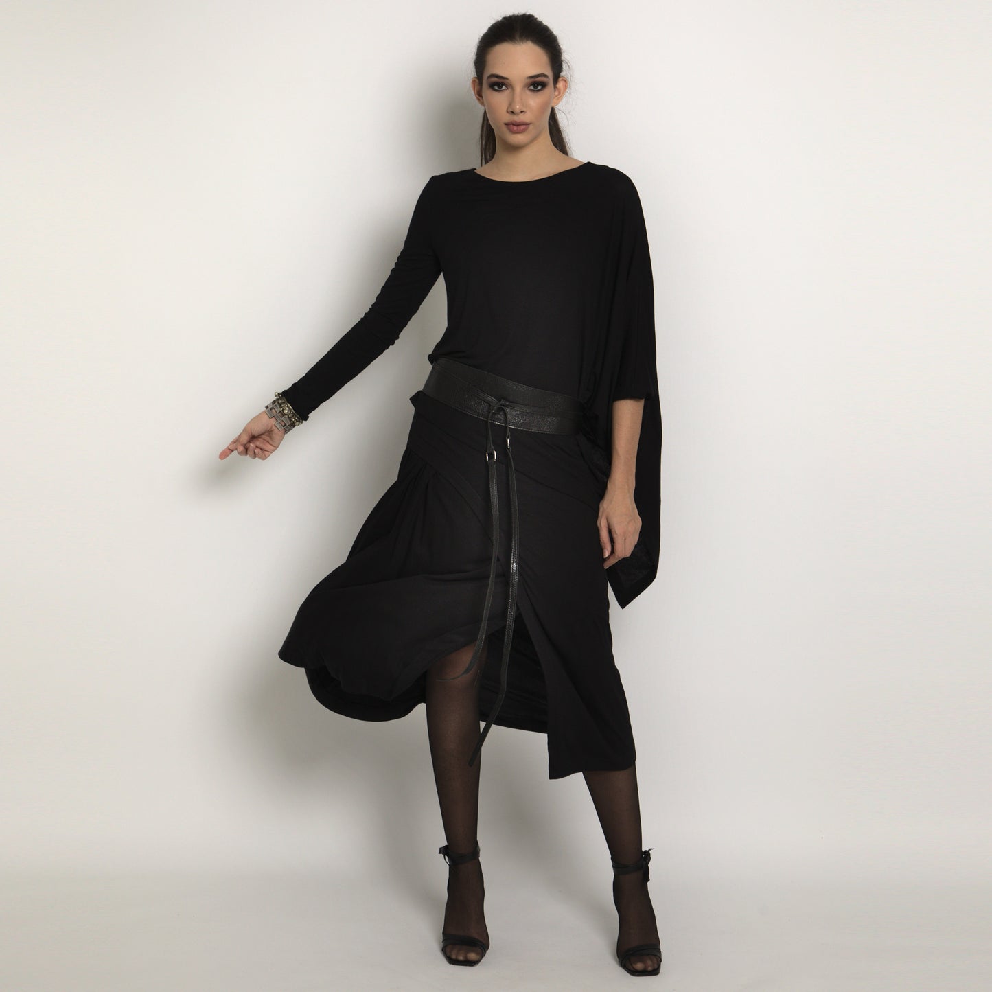 Yasmin - Asymmetrical midi skirt