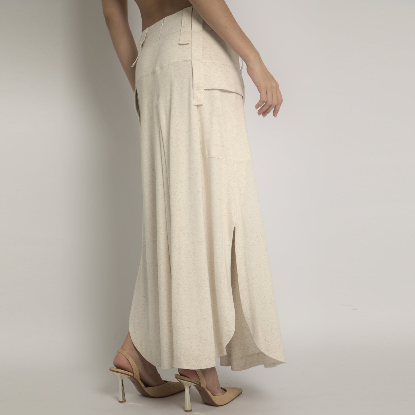 Luna - maxi skirt with side slits and cargo pockets