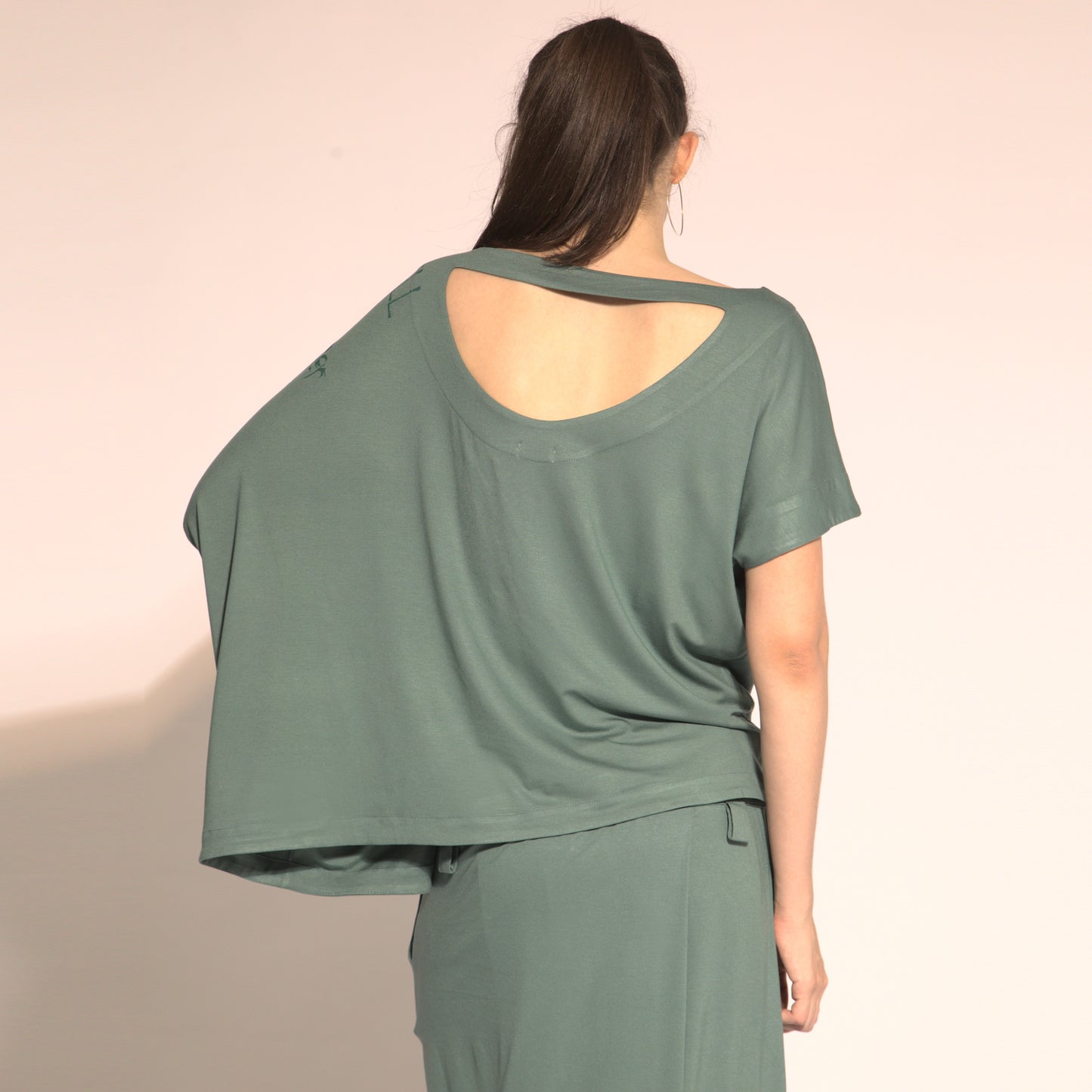 Betina - cut-out asymmetrical  blouse